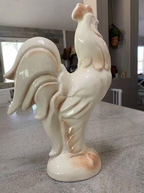 Roselane Ceramic Rooster Figurine in Cream and Tan - Decorative Home Art